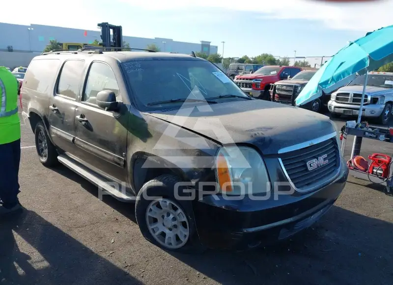 2007 GMC YUKON фото