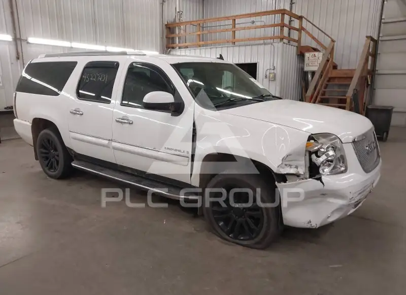 2007 GMC YUKON фото