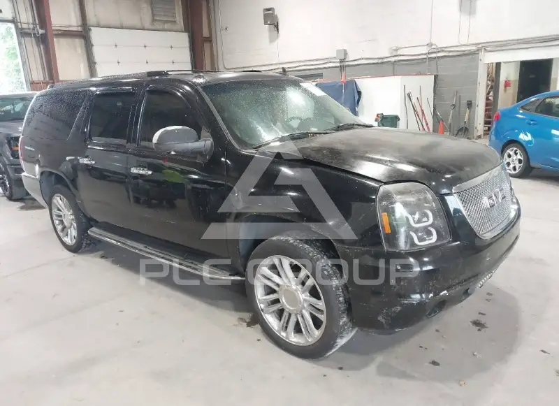 2007 GMC YUKON фото