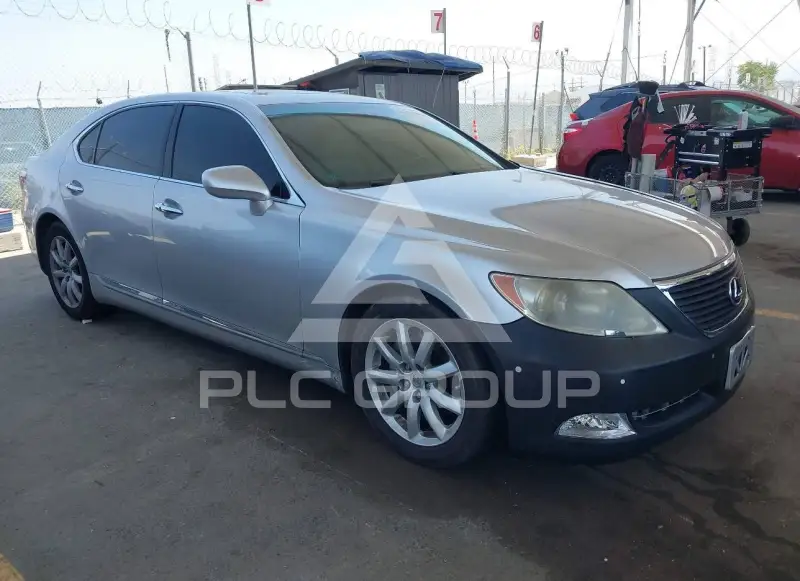 2007 Lexus LS460 photo