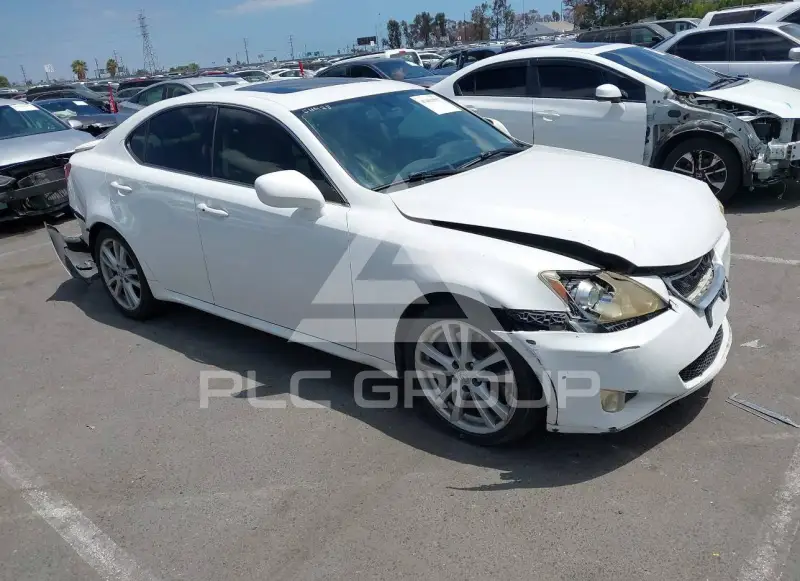 2007 Lexus IS350 photo
