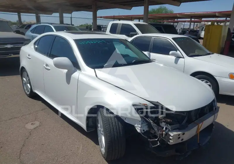 2007 Lexus IS350 photo