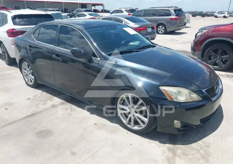 2007 Lexus IS350 фото