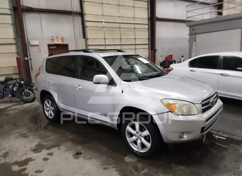 2007 Toyota RAV4 photo