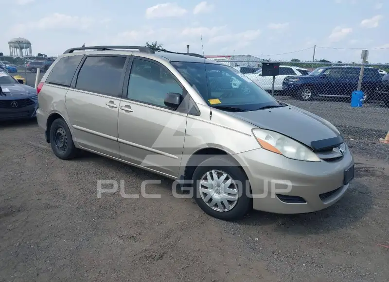 2007 Toyota SIENNA photo