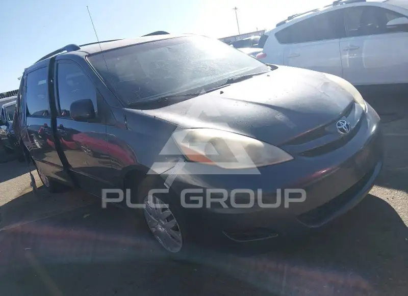 2007 Toyota SIENNA photo