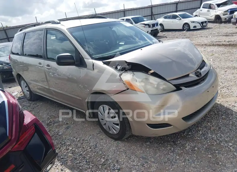 2007 Toyota SIENNA photo