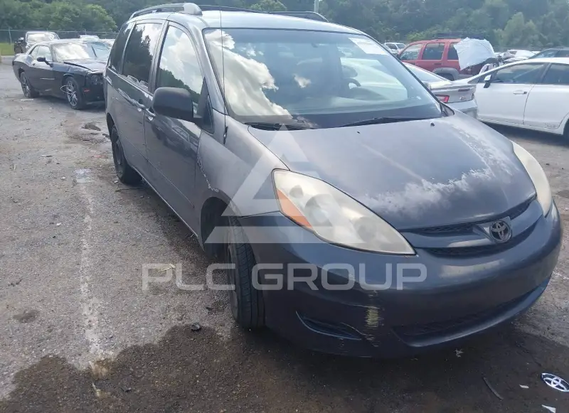 2007 Toyota SIENNA photo