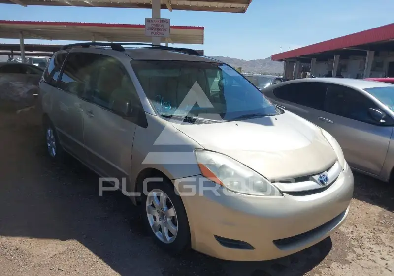 2007 Toyota SIENNA photo