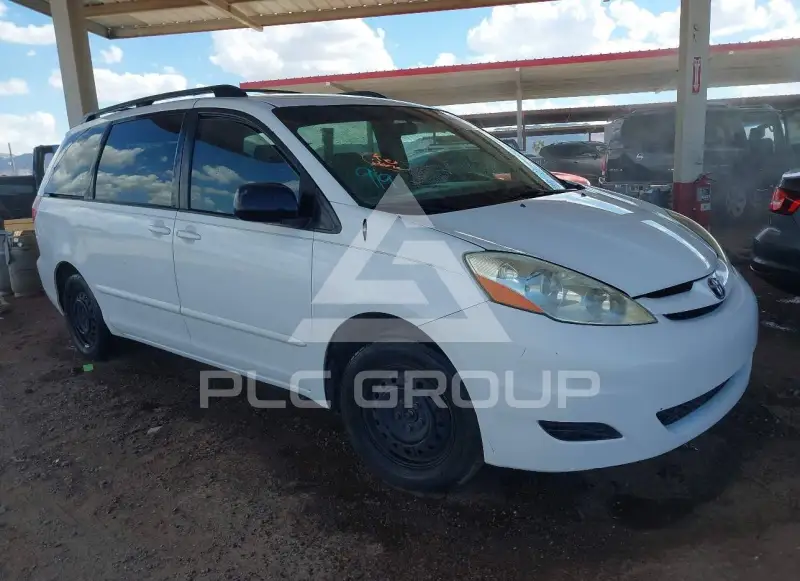 2007 Toyota SIENNA photo
