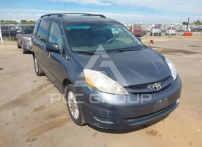 2007 Toyota SIENNA photo