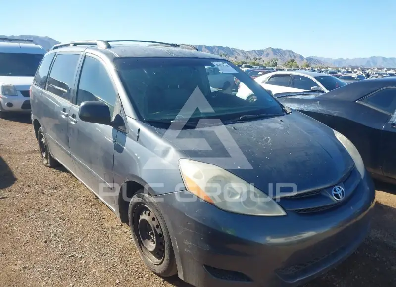 2007 Toyota SIENNA photo