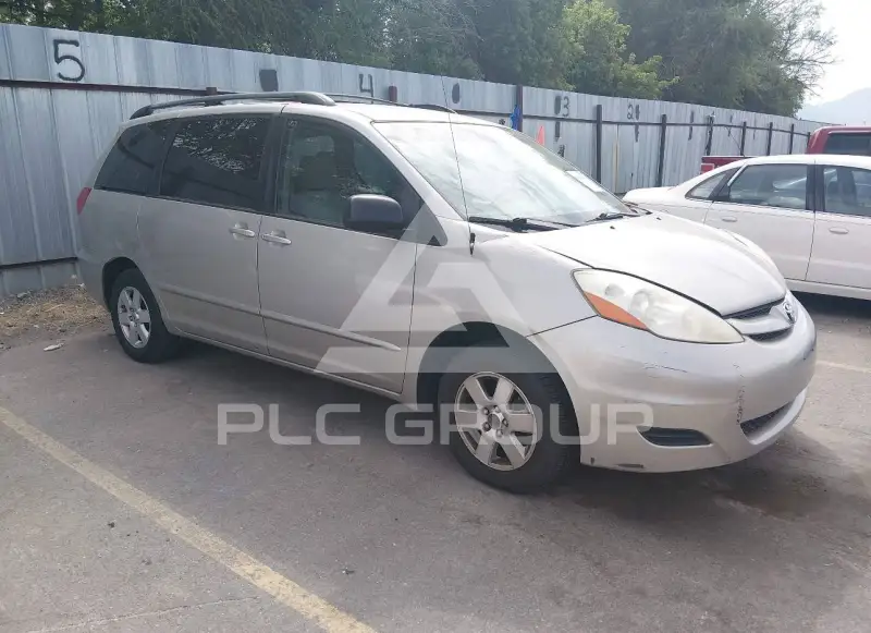 2007 Toyota SIENNA photo