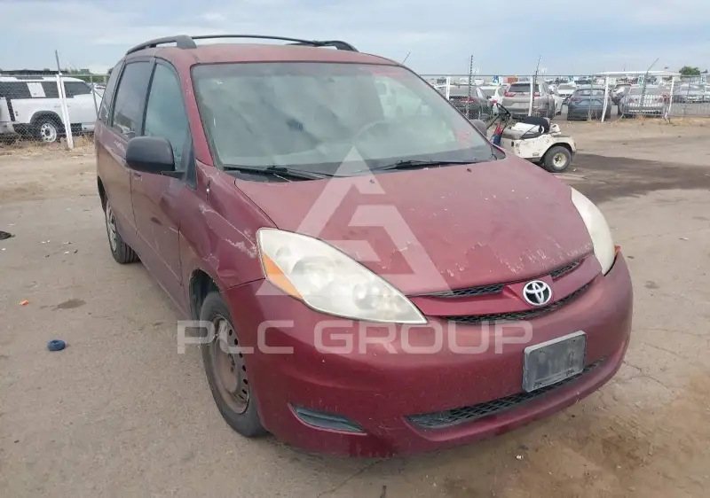 2007 Toyota SIENNA photo