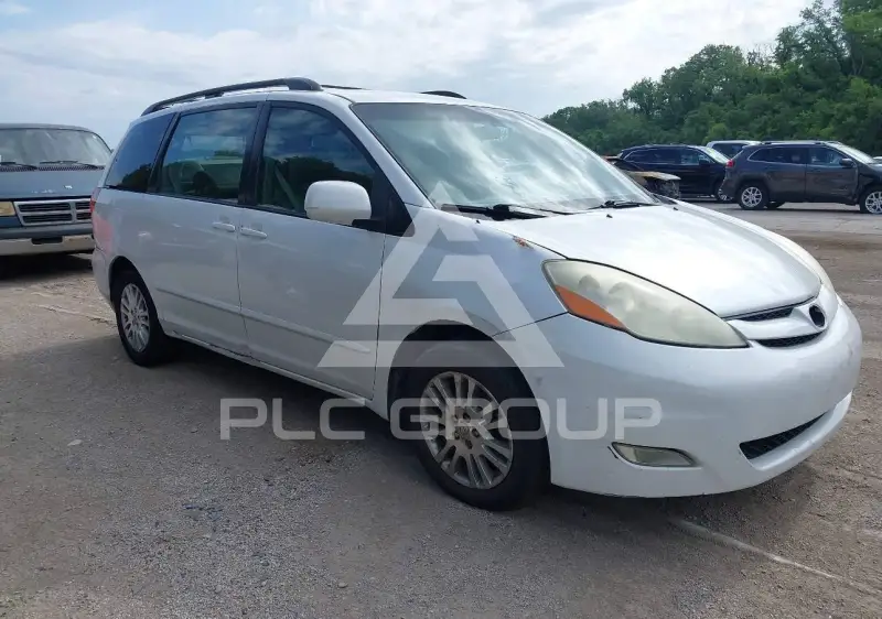 2007 Toyota SIENNA photo