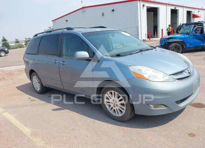 2007 Toyota SIENNA photo