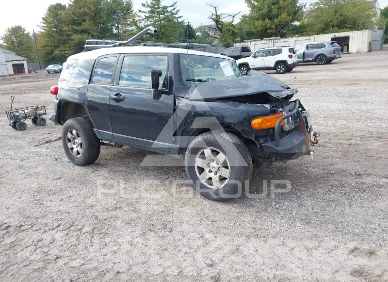 2007 Toyota FJ Cruiser photo