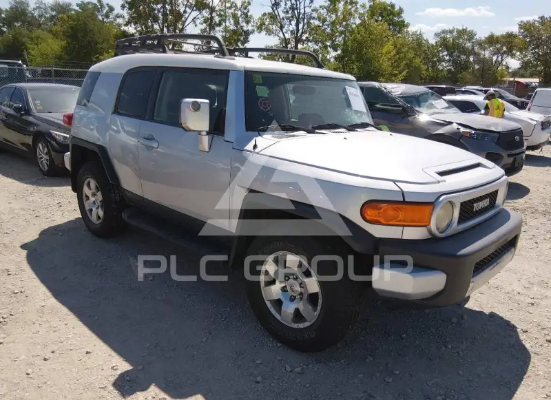 2007 Toyota FJ Cruiser photo