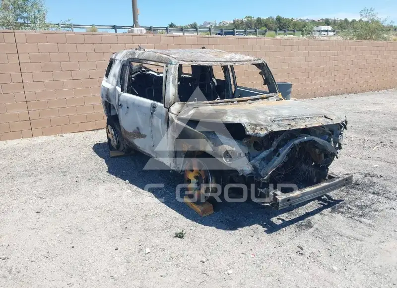 2007 Toyota FJ Cruiser photo