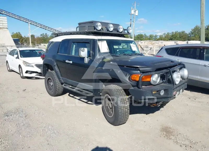 2007 Toyota FJ Cruiser photo