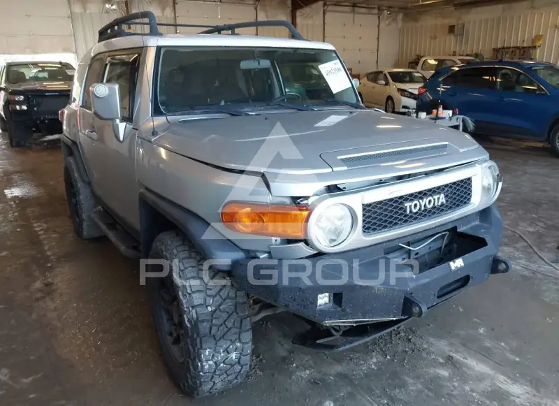 2007 Toyota FJ Cruiser фото