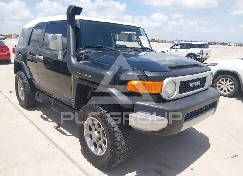 2007 Toyota FJ Cruiser photo