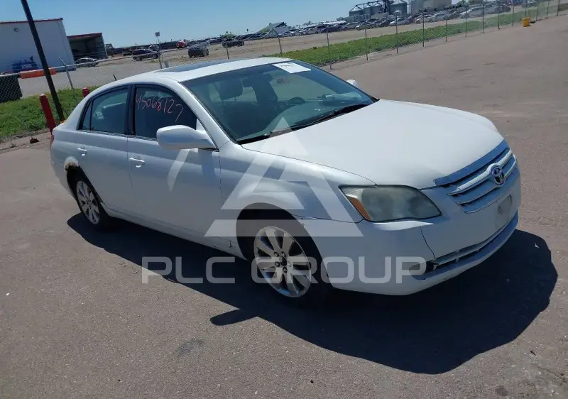 2007 Toyota AVALON фото