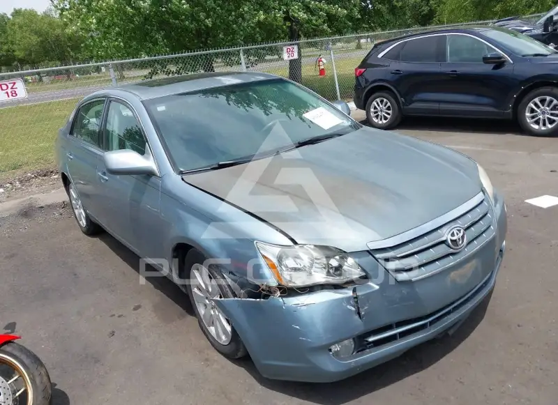 2007 Toyota AVALON фото