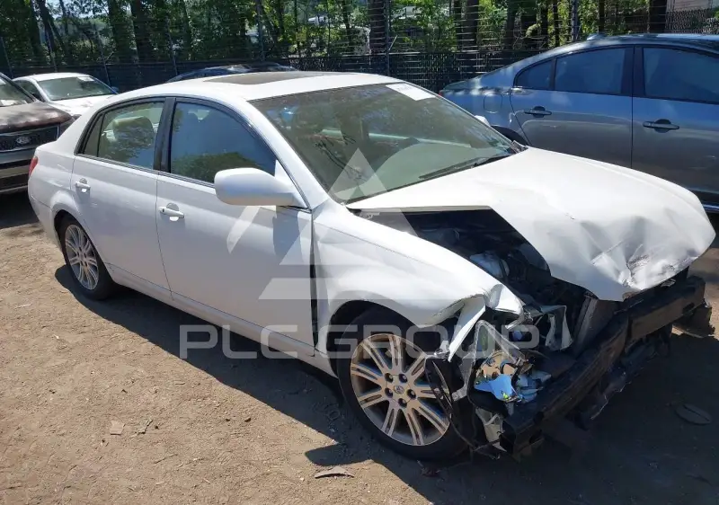 2007 Toyota AVALON photo