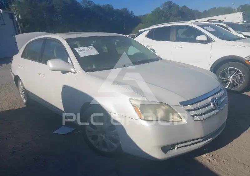 2007 Toyota AVALON фото