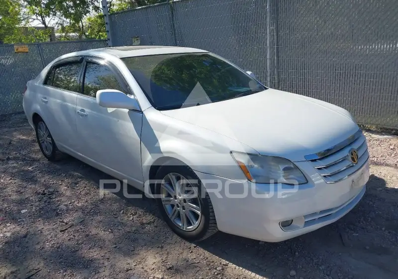 2007 Toyota AVALON фото