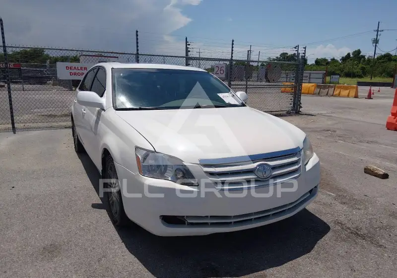 2007 Toyota AVALON photo