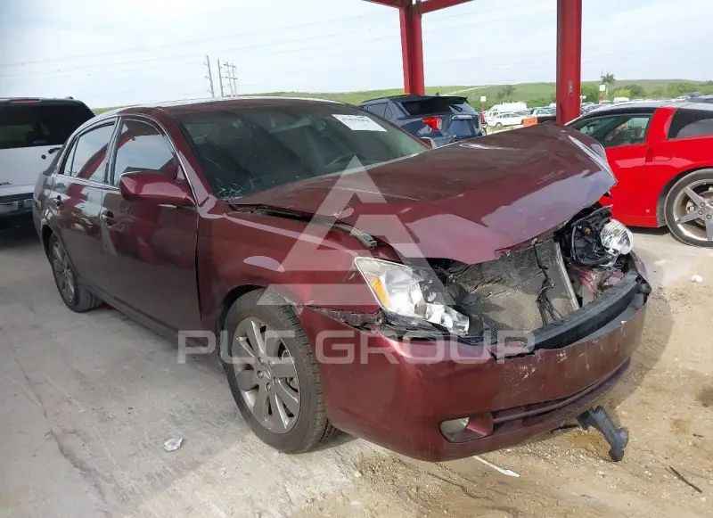 2007 Toyota AVALON фото