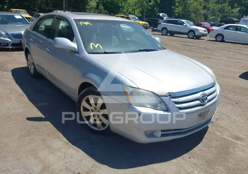 2007 Toyota AVALON фото