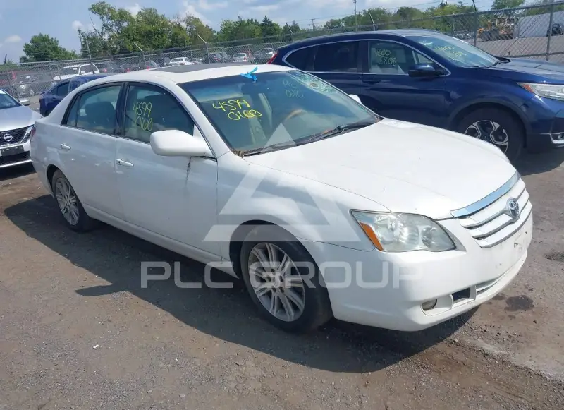 2007 Toyota AVALON фото