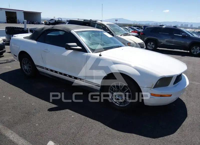 2007 Ford MUSTANG photo