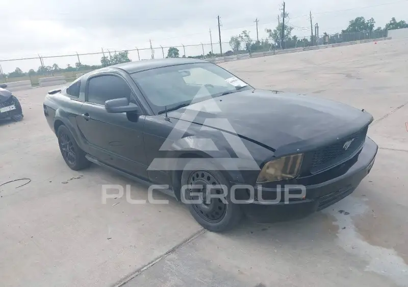 2007 Ford MUSTANG фото