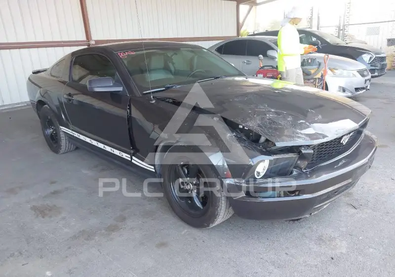 2007 Ford MUSTANG фото
