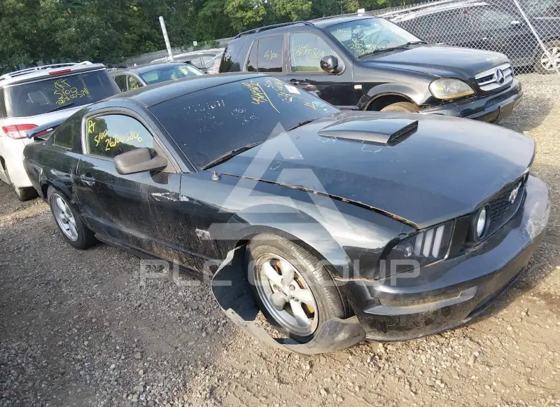 2007 Ford MUSTANG фото
