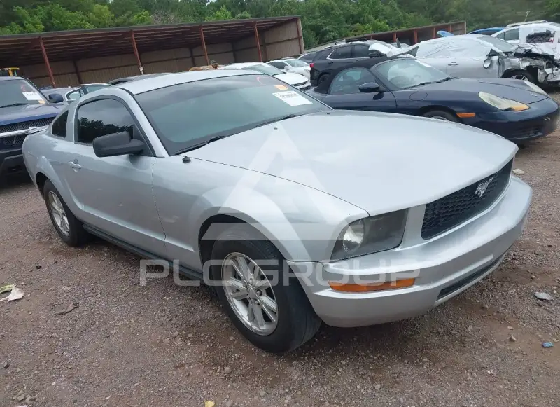2007 Ford MUSTANG фото