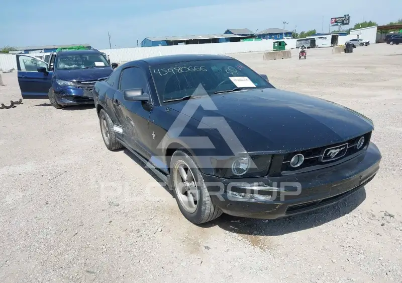 2007 Ford MUSTANG фото