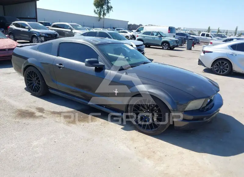 2007 Ford MUSTANG photo