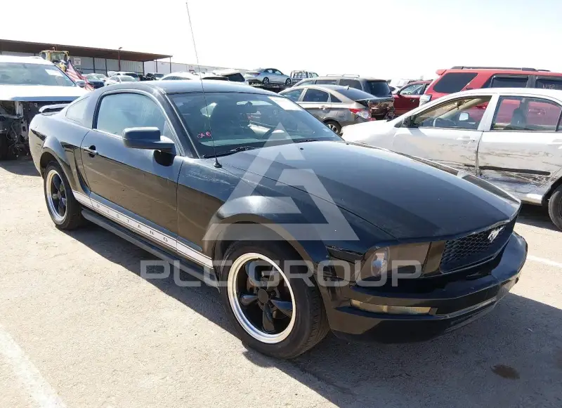 2007 Ford MUSTANG фото