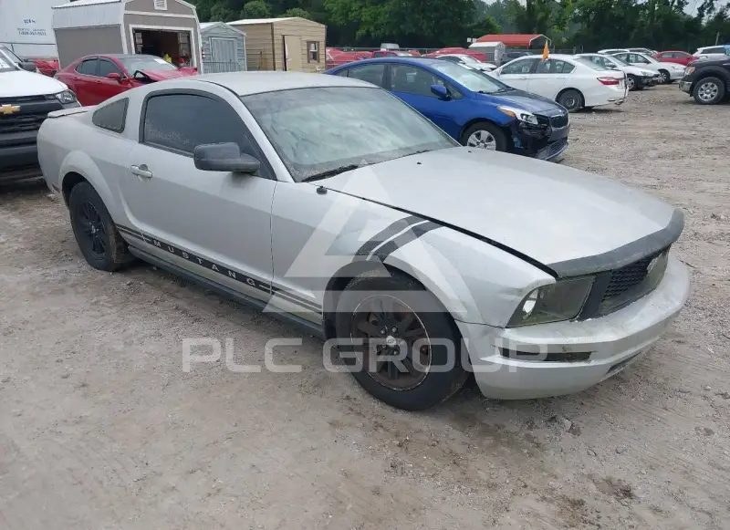 2007 Ford MUSTANG фото