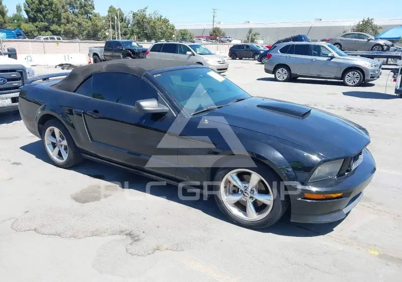 2007 Ford MUSTANG фото