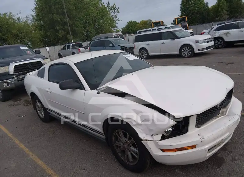 2007 Ford MUSTANG photo