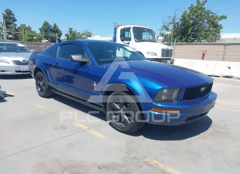 2007 Ford MUSTANG фото
