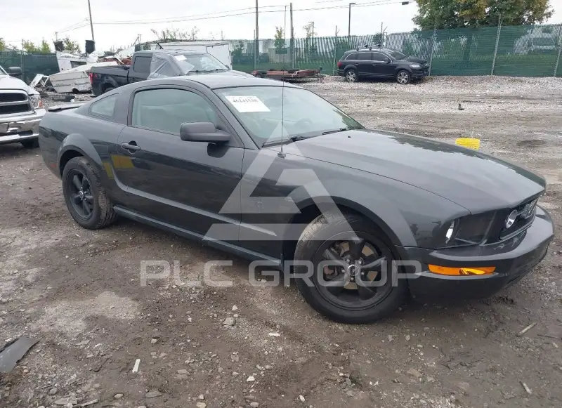2007 Ford MUSTANG photo