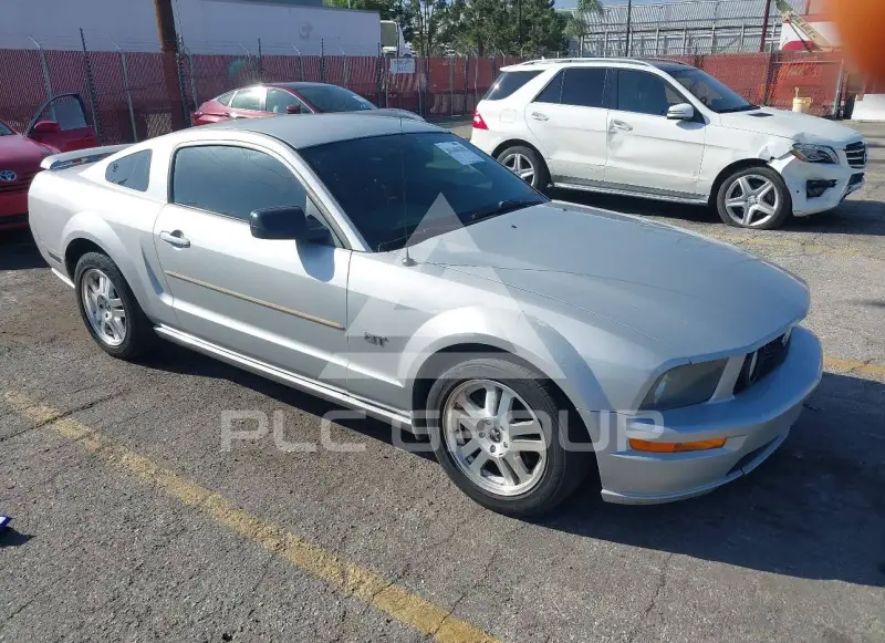 2007 Ford MUSTANG фото