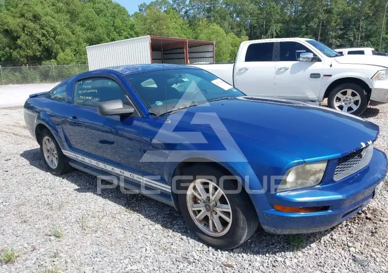 2007 Ford MUSTANG фото
